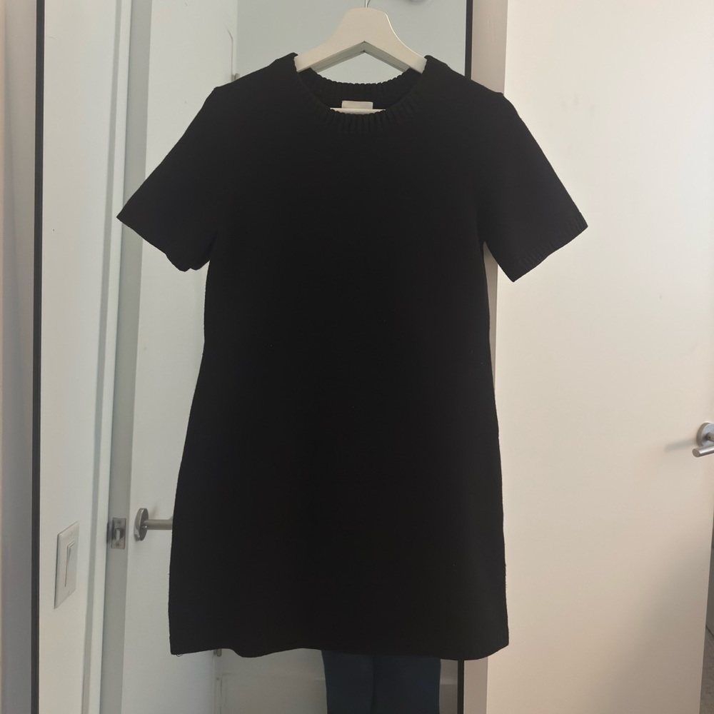 H&M Short Sleeve Sweater Dress